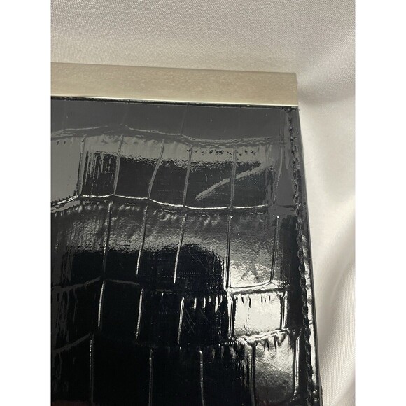 Black Crocodile pattern Leather Clutch with Compartments Preowned - Picture 9 of 9